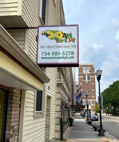 Exterior Signs Photo